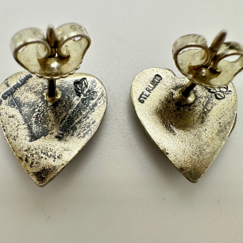 Vintage sterling silver handmade green resin cabochons hearts post earrings - Picture 4 of 8